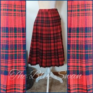 EUC Kinloch Anderson Scottish Wool Plaid Skirt